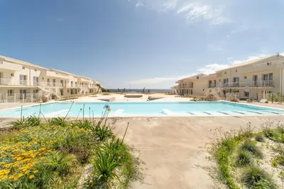 Piscina di GuestHost - Borgo 84 Marzamemi - Gelsi Apartament o nelle vicinanze