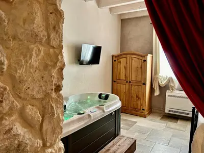 Planimetria di Suite Albanazzo with Jacuzzi near the sandy beach