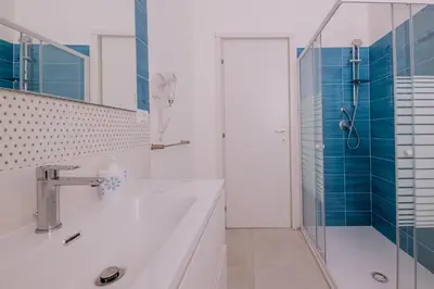 Bagno di Casa Zefiro Fontane Bianche