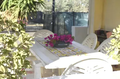 Giardino di LM Home Casa di campagna a 2 min a piedi dal mare