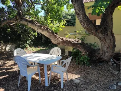 Giardino di LM Home Casa di campagna a 2 min a piedi dal mare