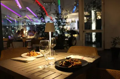 Cibo presso l'hotel o nelle vicinanze