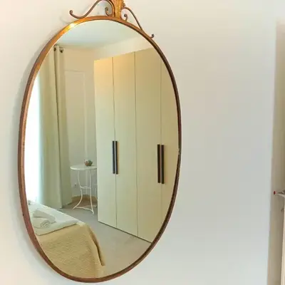 Niche Apartment