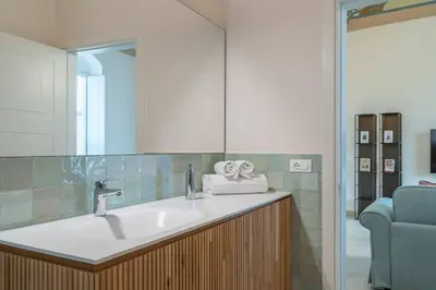Bagno di Palazzo Pupillo fine apartments by Dimore in Sicily