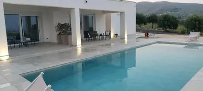 Piscina di Villa Camilla o nelle vicinanze
