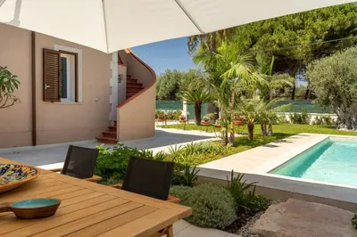 Piscina di Villa Bali with Pool by Wonderful Italy o nelle vicinanze