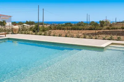 Piscina di Villa Paolina o nelle vicinanze