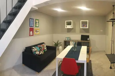 Area soggiorno di La casa al teatro
