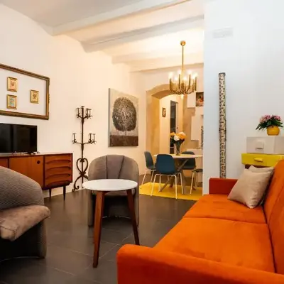 Ortigia Courtyard Apartment by Ortigia Apartments
