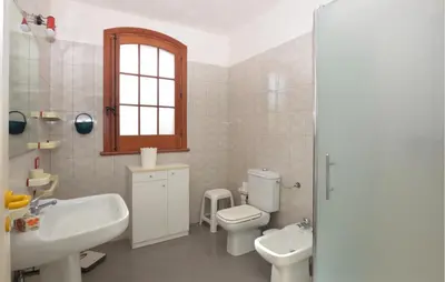 Bagno di Gorgeous Home In Noto