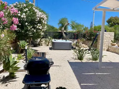 Giardino di Villa Aroi