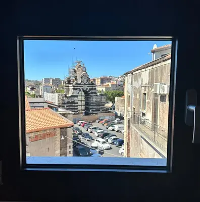 Vista generica su Catania o vista sulla città dall'interno dell'affittacamere