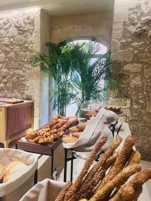 Cibo presso l'hotel o nelle vicinanze