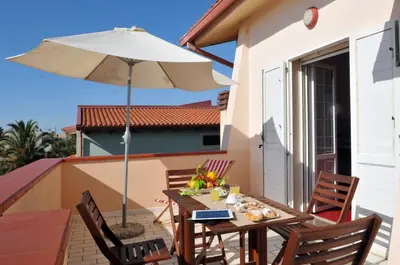 Balcone o terrazza di VILLA CALA BERNARDO 2 Appartamenti