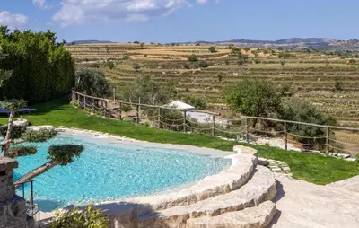 Piscina di Gorgeous Home In Giarratana o nelle vicinanze