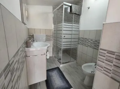 Bagno di Casa Peloritani