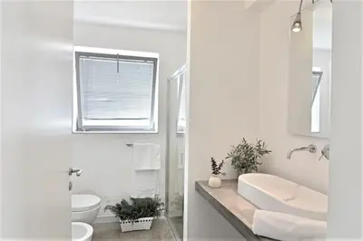 Bagno di Villa Siciliana con vista mare spettacolare vicino centro di Noto comoda ai servizi