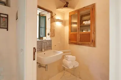 Bagno di La Grotta a Modica bassa