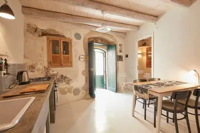 Cucina o angolo cottura di La Grotta a Modica bassa