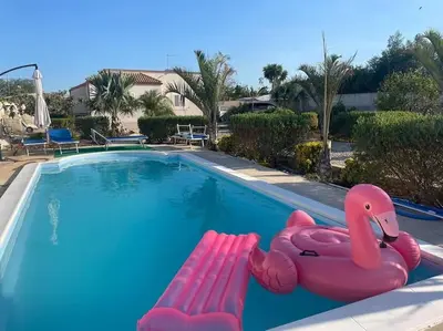 Piscina di Il Giardino di Marta - Casa Vacanze o nelle vicinanze