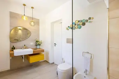 Bagno di Villa Arenella by Villa Plus