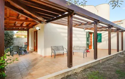 Patio o area all'aperto di Awesome Home In Santa Maria Del Focall