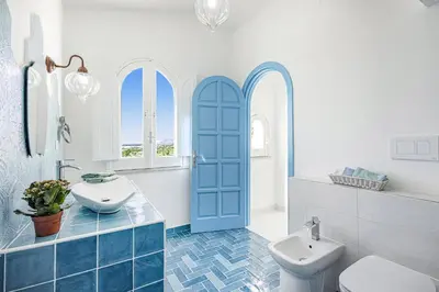 Bagno di Villa Blu Marino by Villa Plus