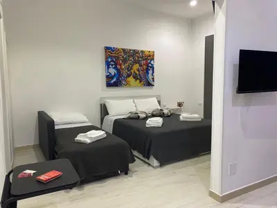 TV o dispositivi per l'intrattenimento presso Casa Ma Pì - relax e comfort nel centro di Augusta