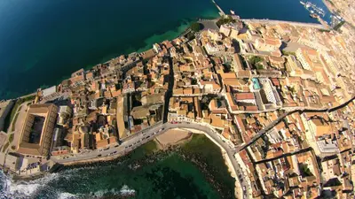 Vista generica sul mare o vista sul mare dall'interno dell'appartamento