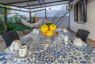 Balcone o terrazza di villa Gardenia fronte mare x6 apartaments