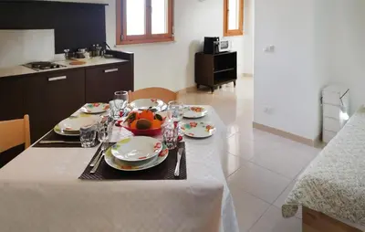 Cucina o angolo cottura di Awesome Apartment In Ragusa With Wifi