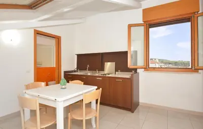 Cucina o angolo cottura di Awesome Apartment In Ragusa With Wifi