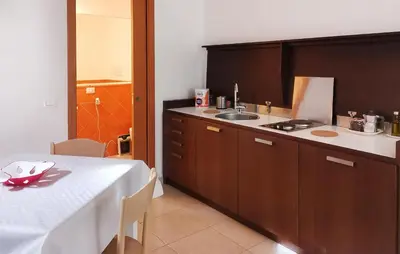 Cucina o angolo cottura di Awesome Apartment In Ragusa With Wifi