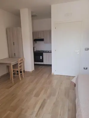 Cucina o angolo cottura di HOUSE AIRPORT Catania 4