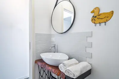 Bagno di Villa fronte mare a Fontane Bianche con accesso diretto al mare