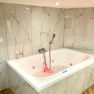 Bagno di Gold suite19