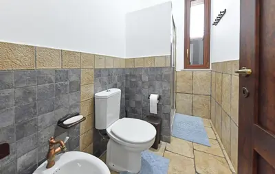 Bagno di Villa Parisi