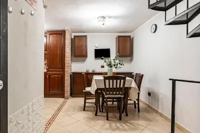 Cucina o angolo cottura di GuestHost - Cozy Flat in Catania's Historic Center