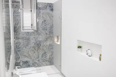Bagno di Domus Laureti