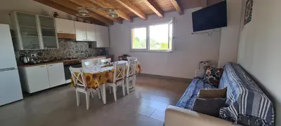 Cucina o angolo cottura di Villa con piscina