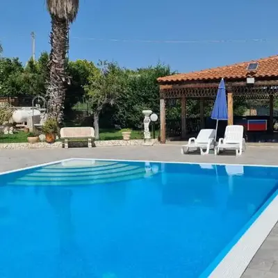 Villa con piscina