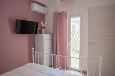 TV o dispositivi per l'intrattenimento presso Relax Casa Bacchilide