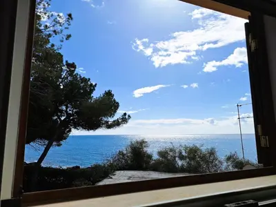 Paesaggio naturale nelle vicinanze della villa