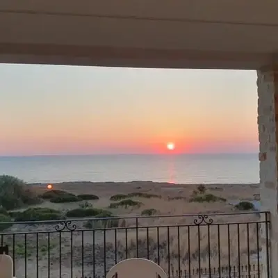 Villa Maestrale vacation home with sea view and Etna