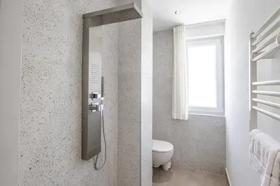 Bagno di Villa Sacramento by Villa Plus