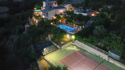 Piscina di Villamodica a family villa 20 min from the beach o nelle vicinanze