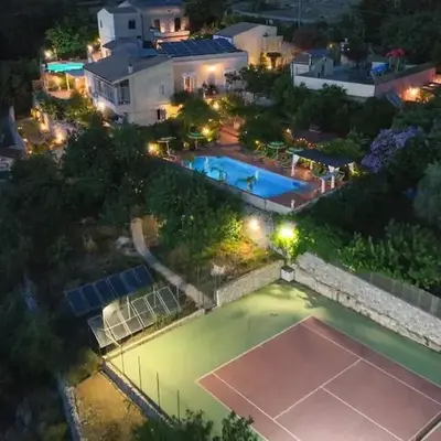 Villamodica a family villa 20 min from the beach