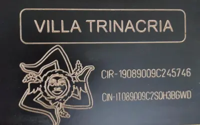 Certificato, attestato, insegna o altro documento esposto da Villa Trinacria