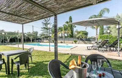 Piscina di Villa Lucy o nelle vicinanze