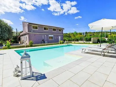 Piscina di Villa Giugiò by Interhome o nelle vicinanze